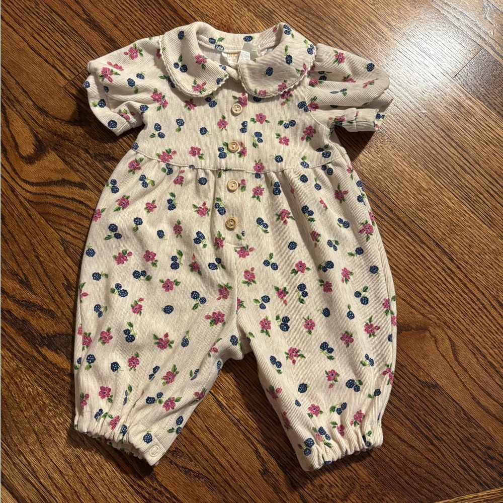 Baby Beluga | Vintage Corduroy Floral Jumpsuit‎ Sz 0-3 months